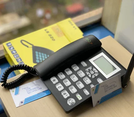 SQ LS 820 Mobile GSM Wireless Phone Landline